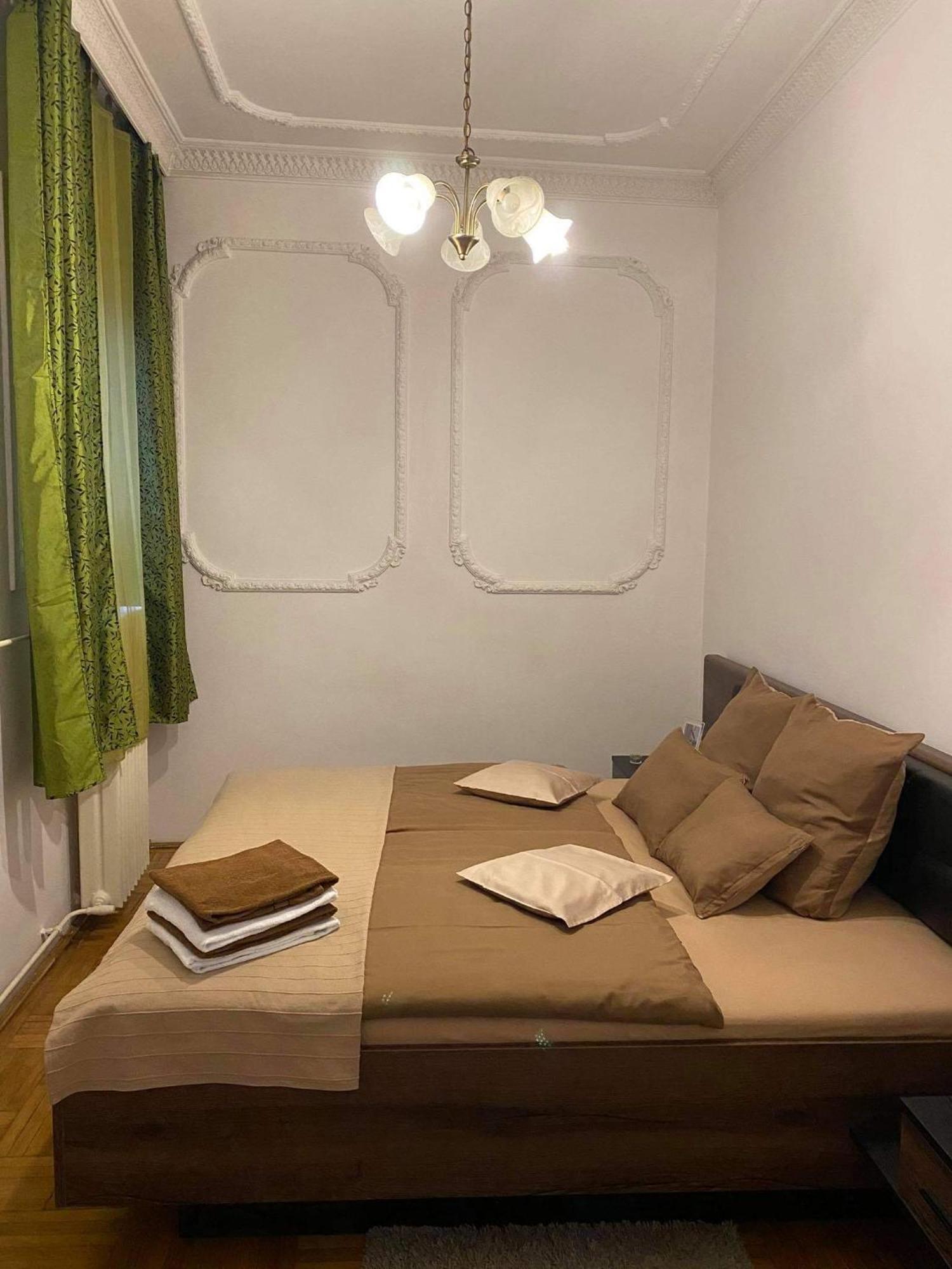 Come & Stay Apartments And Rooms City Center Budapeste Exterior foto